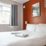 Palmers Lodge Hillspring At Willesden Green