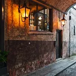 The Cleveland Arms
