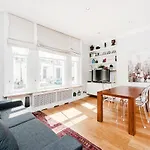 Lovely 2 Bedroom Apartment In Notting Hill