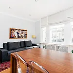 Lovely 2 Bedroom Apartment In Notting Hill