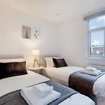 Welcomestay Tooting Broadway 3 Bedroom Apartment