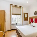 Kempsford House Apartments
