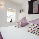 Veeve - Modern Edwardian