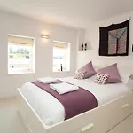 Veeve - Modern Edwardian