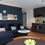 South Point Suites