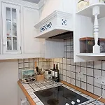 The London Agent Pimlico King Bed