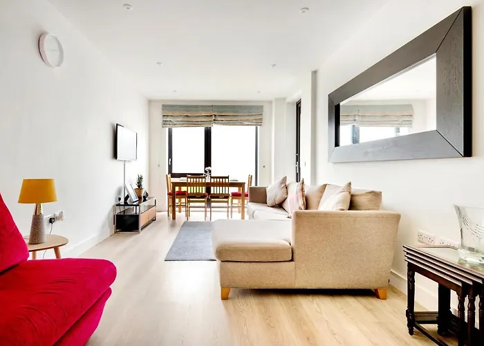 Bright & Comfy Apartment In Canary Wharf O2 Excel