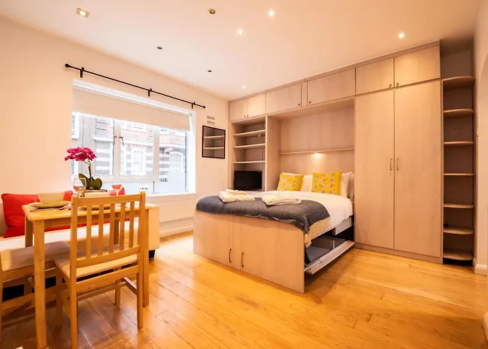 Mali Court Self Contained Modern Studio With Excellent Travel Links