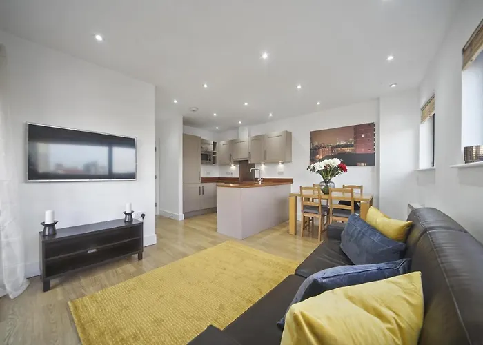 Modern 2 Bed Apartment By Tower Bridge London Bridge