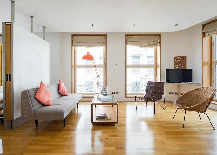 Soulful Central London Apartment