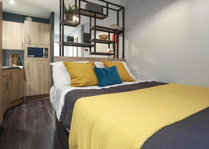 Trendy Studio Apartments At Iq Hammersmith In London