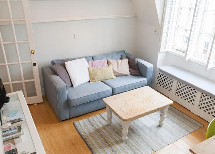 Pass The Keys Roof Terrace Flat In Trendy & Chic Hampstead