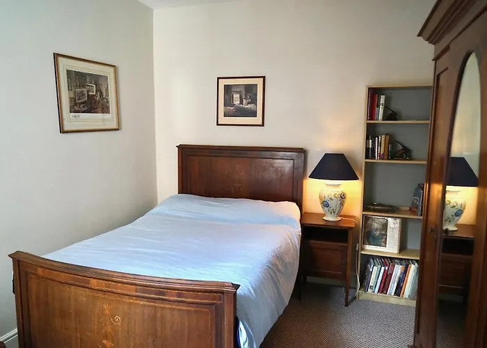 Tottenham Stadium double room