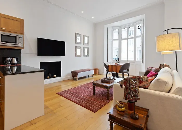 Elegant Flat In Bayswater, West London