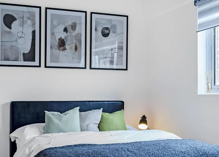 Stylish Excel 3 Bedroom Flat