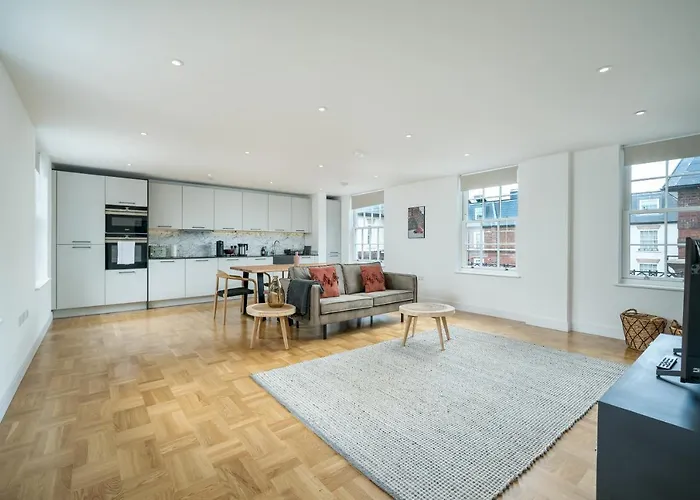 Stunning Flat Near Holland Park