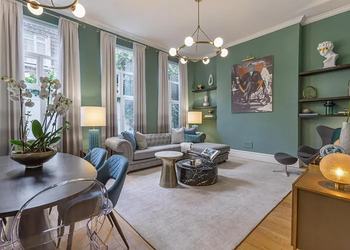 Leinster Gardens 3A - 2 Bed Apartment