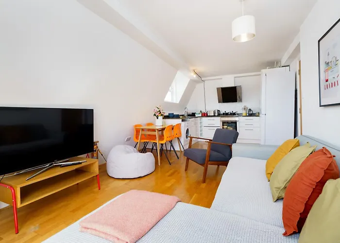 London Fields Apartment