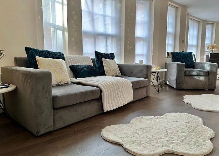 1 Spacious Luxury Bedroom Flat On Oxford St, Next To Selfridges