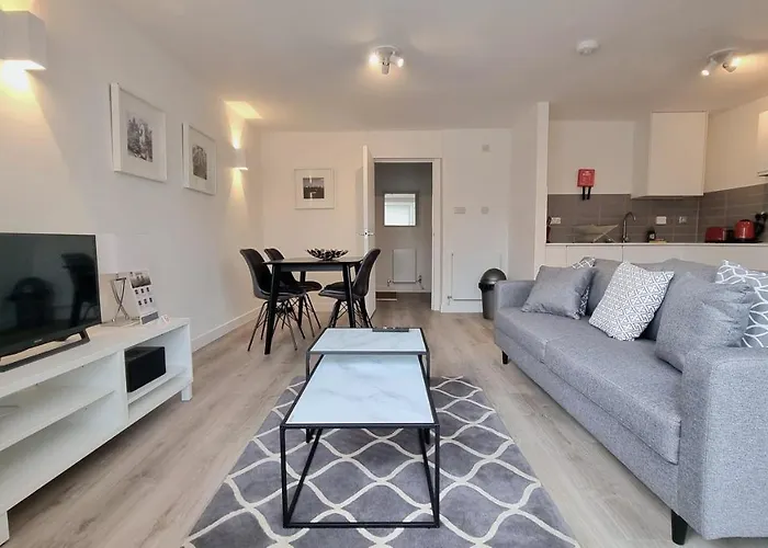 Roomspace Serviced Apartments - Kew Bridge Court