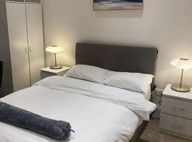 I&J Suites