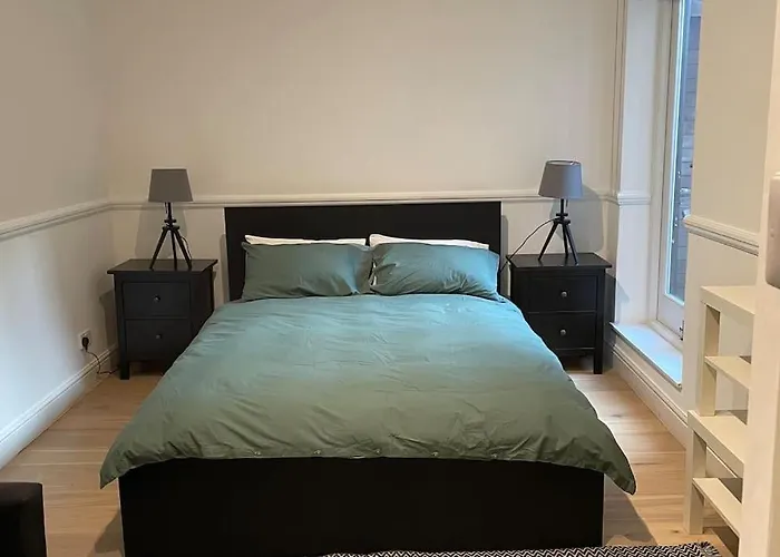 The Flat With The Heart