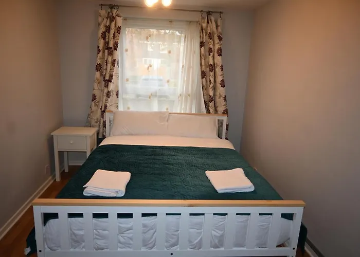 Central And Quiet Flat In London! Close To Station