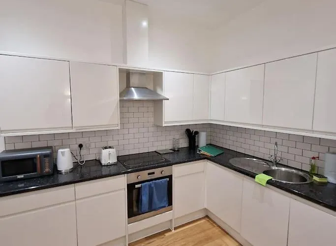 Modern Two Bedroom Ground Floor