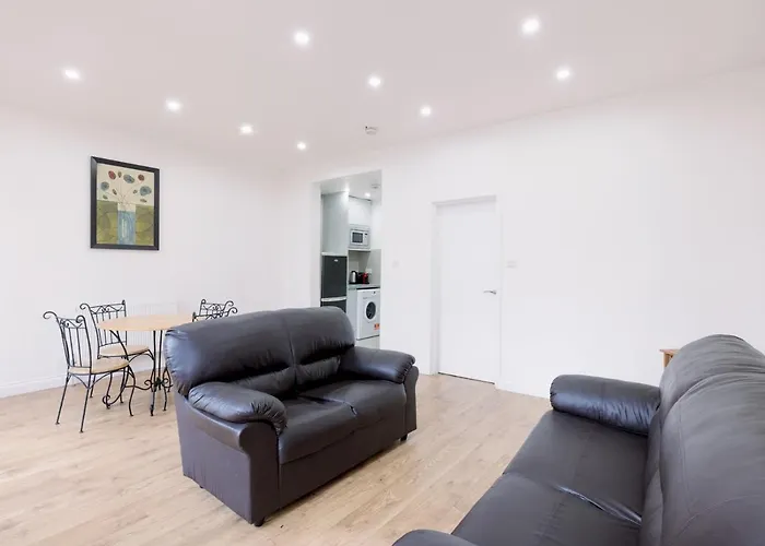 Pass The Keys Family Home In The Heart Of Bayswater