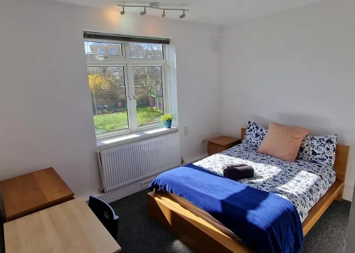 3 Rooms In Shared Apartment In Foresthill 2023
