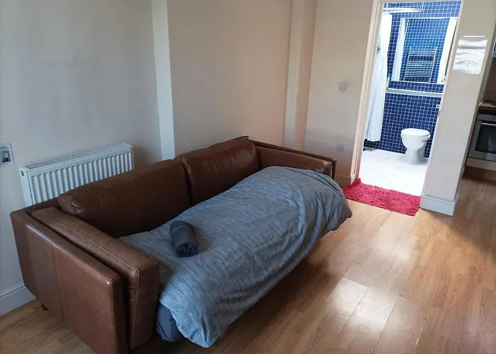 Self-Contained Private Apartment Unit 1