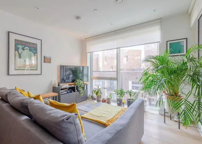 Superb 1 Bedroom Apartment 3Mins From Tube Station