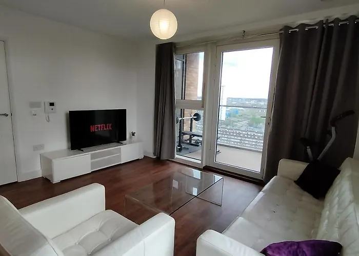 Riverview Amazing 2Bed 2Bath Apt Wparking Sleeps 6 Comfortably