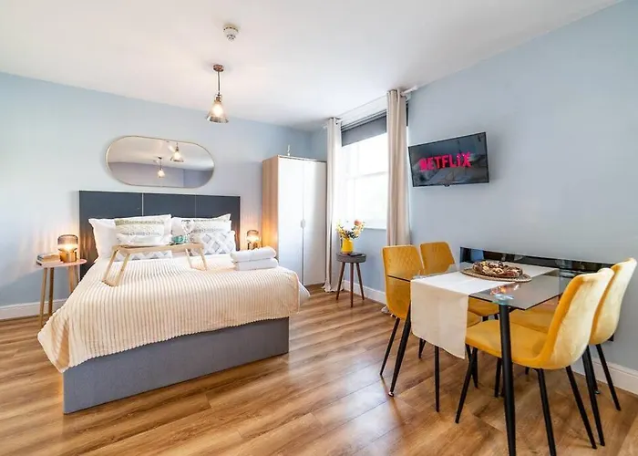Hyde Park-Notting Hill London Studio Apartment
