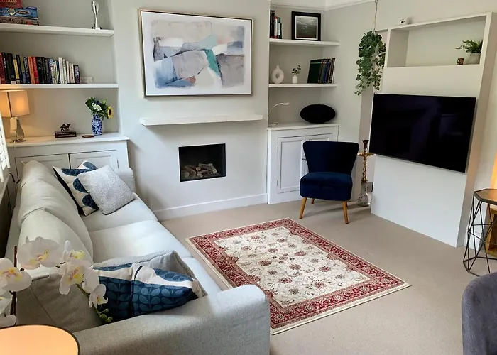 Lovely Newly Refurbished Apartment In Battersea