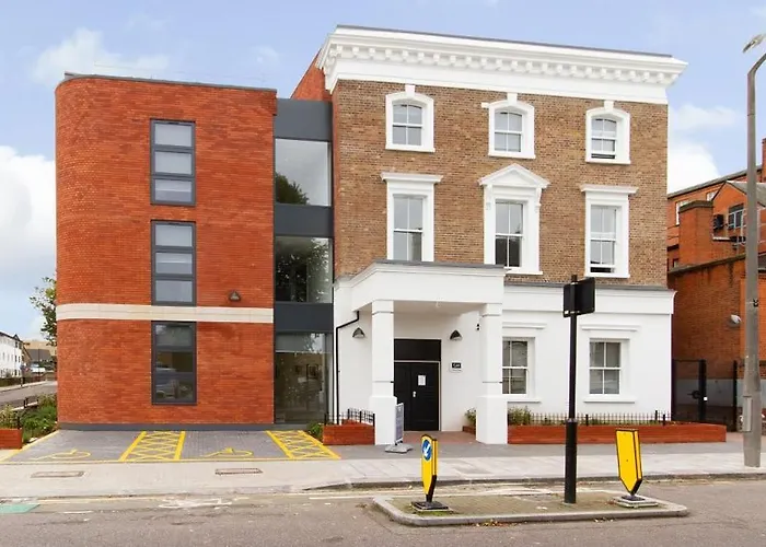 Stunning Modern Studios At Seven Sisters Located In London