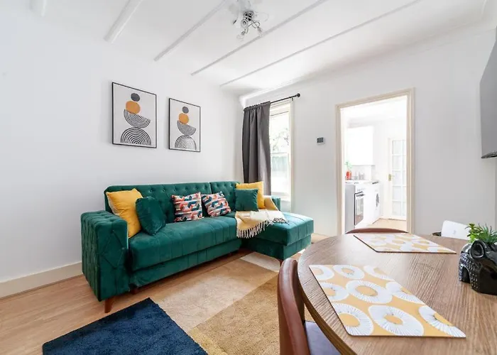 One Bedroom Flat In The Heart Of Brixton
