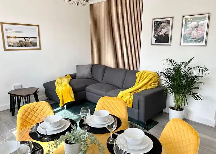 Lovely 3 Bedrooms Flat