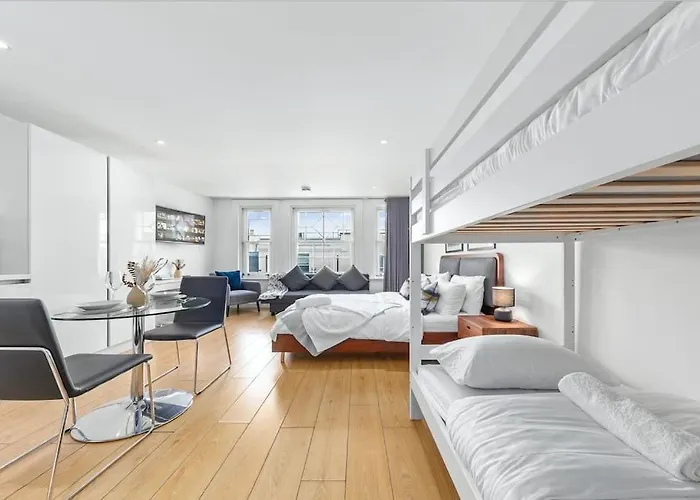 Sleep 6 Piccadilly Retreat 1 Bedroom Flat Vr5