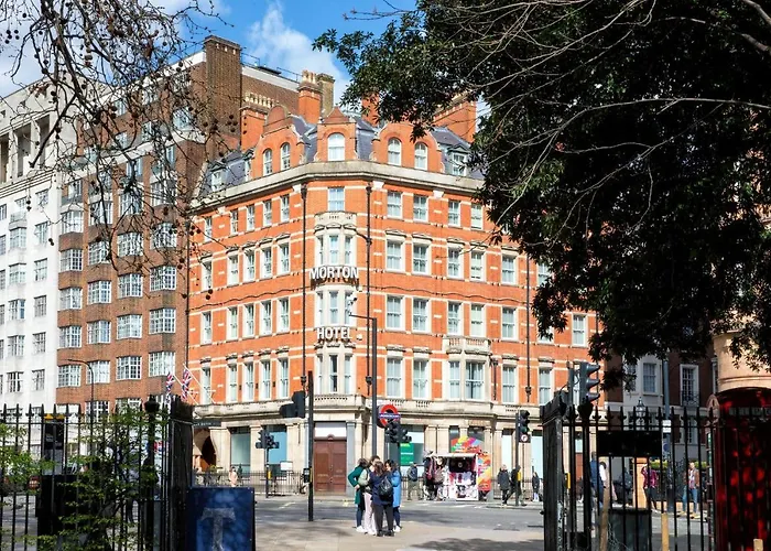 Morton Hotel