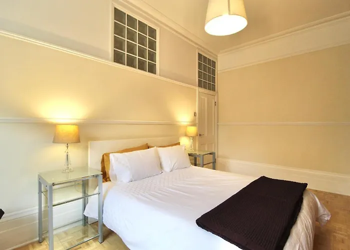 The Apartment At Athol House