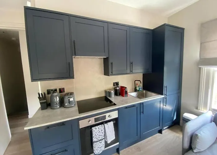 2Br Flat In Wandsworth London Sleep 10 W10