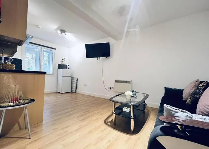 Lovely 1 Bed For 3 In London Sb6