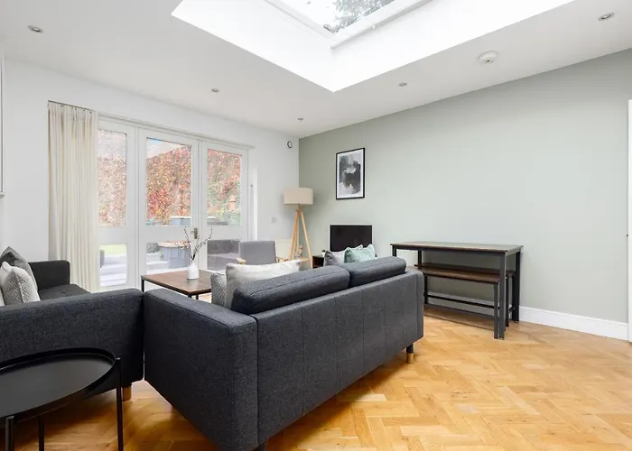 The Shepherd\'S Bush Luxury Villas