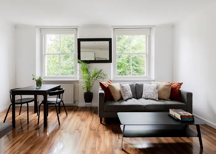 Charming 1-Bed Flat In The Heart Of Primrose Hill