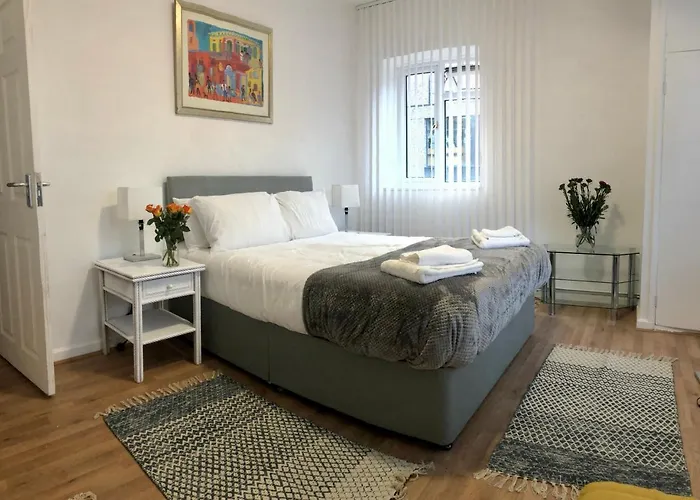 City Location- 2 Bedroom Apartment