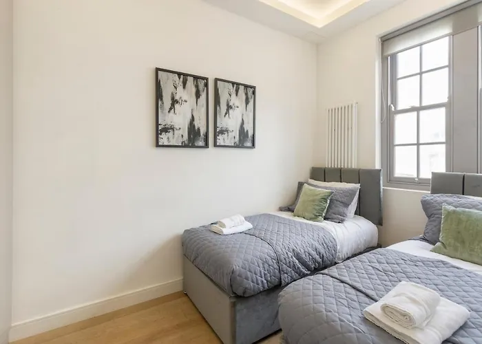 Hamburg Suite Gf1Br 1Ba By Bus Stop In Acton 8