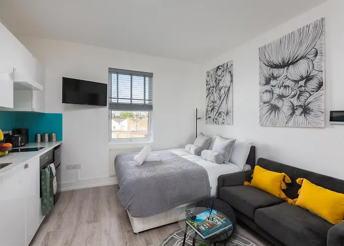 Cosy Central Studio Apartment Zone 2