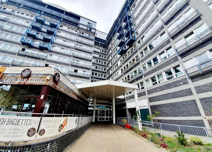 Charming 1-Bedroom Apartment In Woolwich