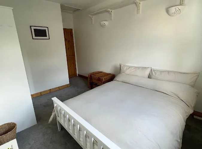 Room In Hackney